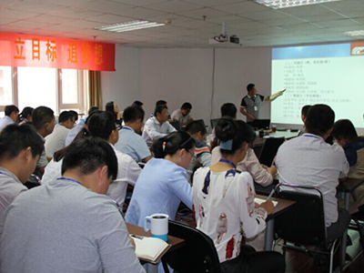 夯实基础知识，提高职业素养——10月份公司市场例会纪要